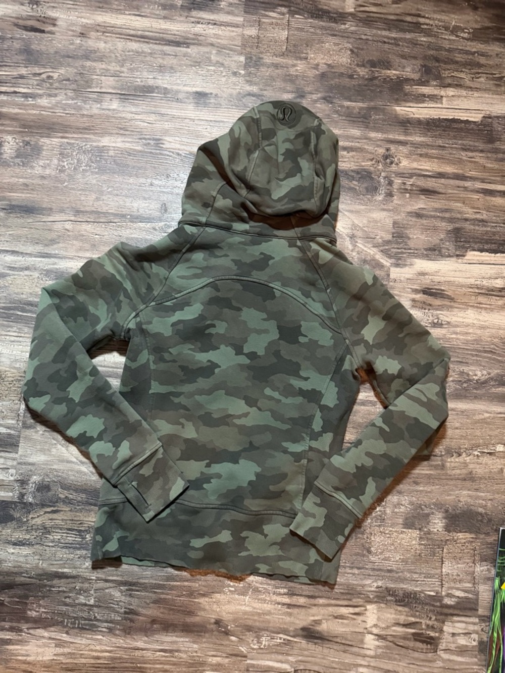 Lululemon Camo Zip-Up Scuba Jacket - Picture 3 of 4
